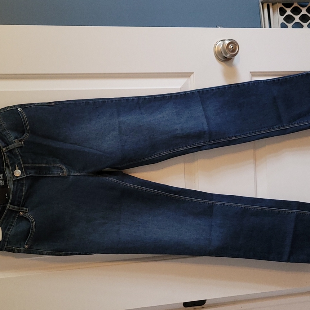 Buffalo women's jean 8 x 30